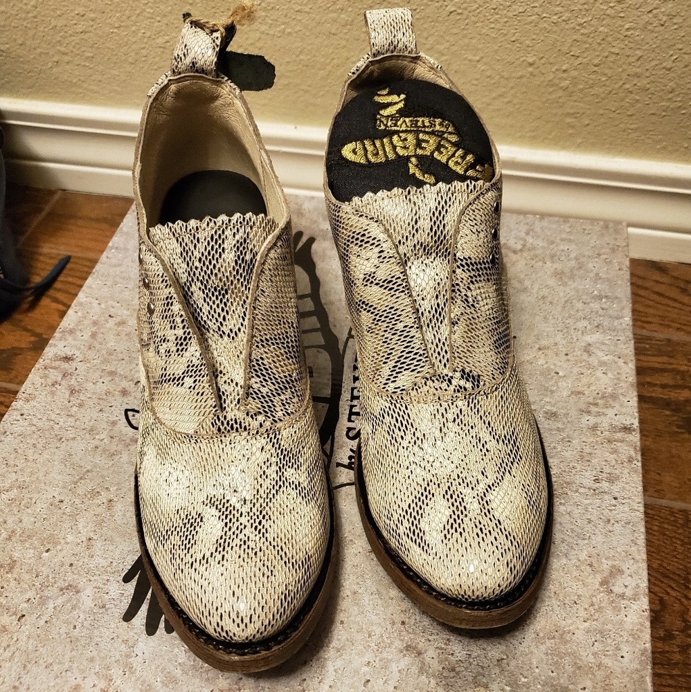 Freebird bootie